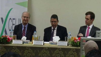 سفير الأرجنتين يحاضر في ندوة عن الأدب اللاتيني بـ