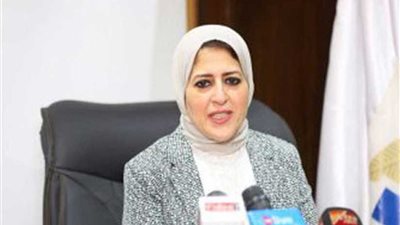وزيرة الصحة تصدر قرارا بالتأمين الصحي على عمال التشييد والبناء