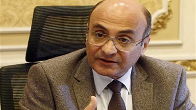 عمر مروان لمسئولي الاتصال السياسي بالوزارات: ضرورة الاهتمام بتحديد إجابات واضحة على طلبات النواب