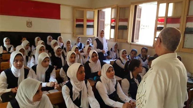 انتظام الدراسة بـ