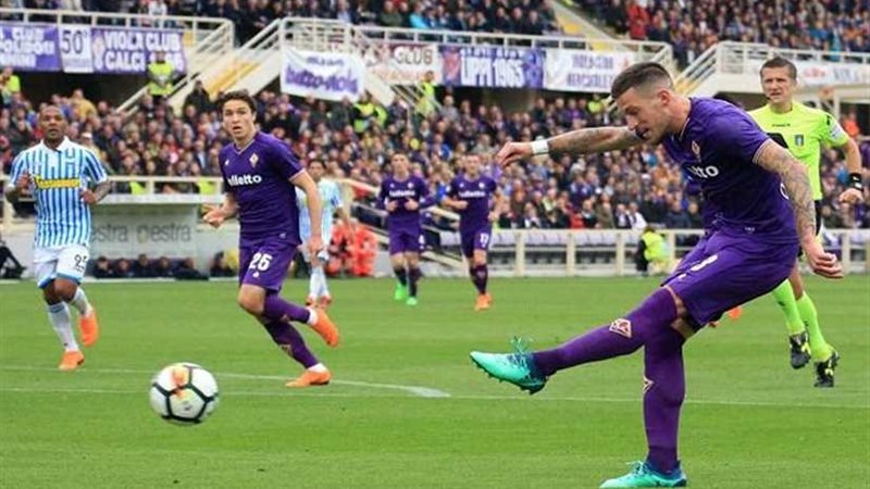 فيورنتينا يفوز على