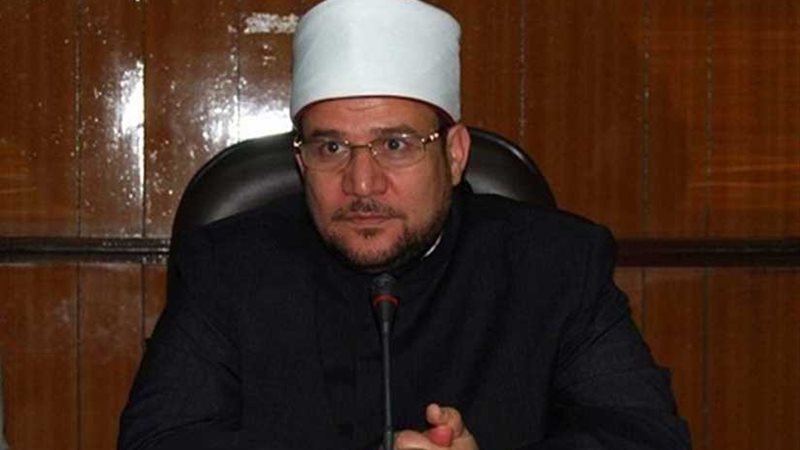 وزير الأوقاف يطالب