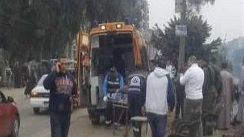 إحالة 4 مسؤولين بمدرسة