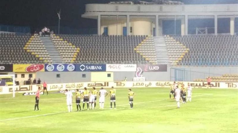 محمود علاء يتقدم