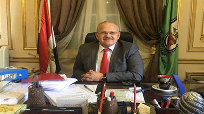 رئيس جامعة القاهرة