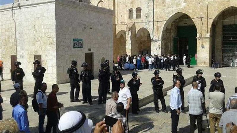 عشرات المستوطنين