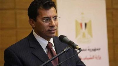 وزير الشباب والرياضة: محمد صلاح صنع تاريخا يضاف لسجل الرياضة المصرية