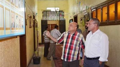 محافظ الإسماعيلية يتفقد أعمال الصيانة لمبنى مقر ديوان عام المحافظة القديم ومشروع كوبري نفيشة الجديد