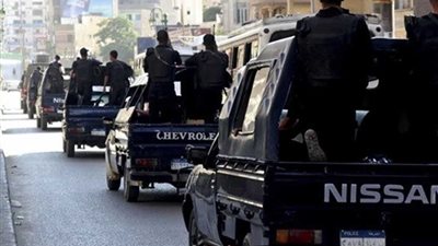 أجهزة الأمن تستهدف منطقة البرلس وتضبط 3 متهمين و5 قطع سلاح ناري