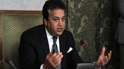 وزير التعليم العالي : نعمل على رفع مستوى خريجي الجامعات المصرية