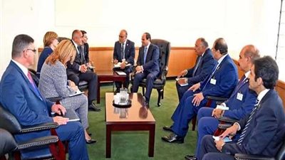 السيسي يلتقي رئيس وزراء بلغاريا