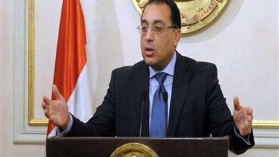 مدبولي يتفقد وحدة الغسيل الكلوي بتأمين صحي سوهاج