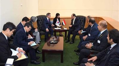 السيسي يلتقي نظيره الكوري الجنوبي على هامش فعاليات الجمعية العامة للأمم المتحدة