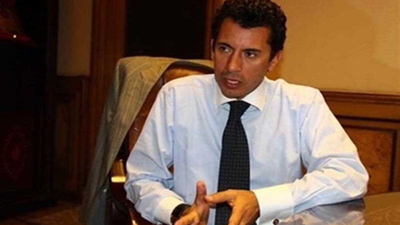 وزير الشباب والرياضة