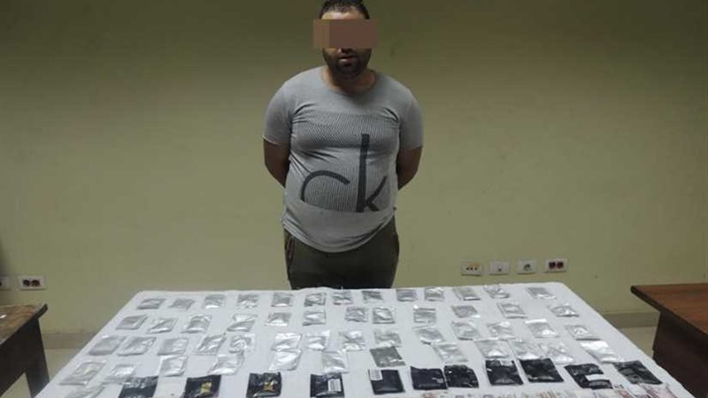 تاجر «الإستروكس»