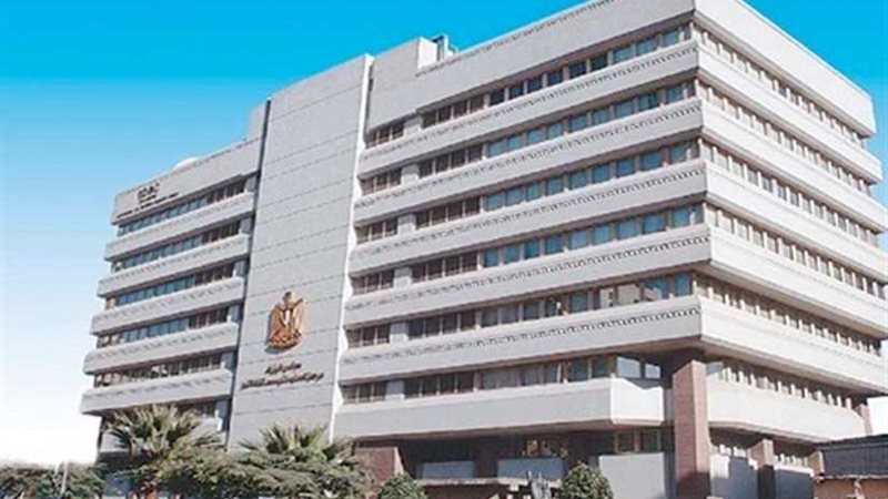 الوزراء ينفي الاستغناء