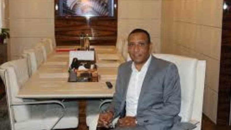 اجتماع النمر مع لاعبي