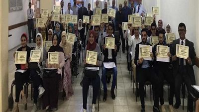 ختام البرنامج التدريبي للشباب بحضور مجلسي الصيادلة بالمنوفية والقليوبية