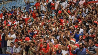 الأهلي يضرب النجمة اللبناني بثنائية نظيفة في الشوط الأول