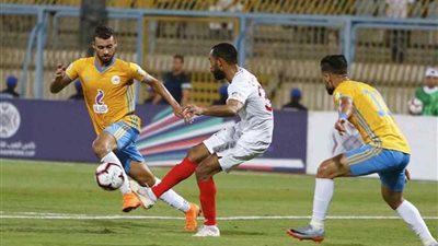 سفير مصر لدى الكويت يهنىء لاعبي الإسماعيلي بالصعود لدور الـ16 ببطولة 