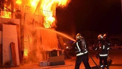 السيطرة على حريق هائل بمزرعة فواكه بالبحيرة