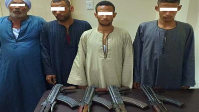 ضبط ٤ بنادق آلية في مشاجرة بقرية المطيعة بأسيوط