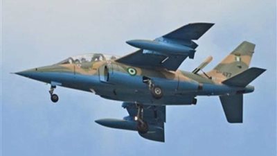 مقتل طيار بعد تصادم طائرتين عسكريتين في نيجيريا