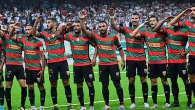 مولودية الجزائر يتأهل إلى دور الـ16 ببطولة كأس زايد للأندية الأبطال
