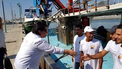 شاهد..السفارة المصرية في قبرص تستقبل الصيادين المحتجزين بعد الإفراج عنهم