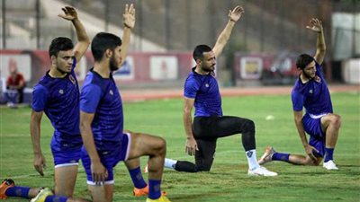 الأهلي يستعد لوفاق سطيف بتدريبات بدنية