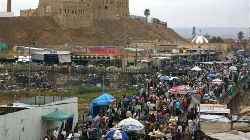 مقتل وإصابة ثلاثة