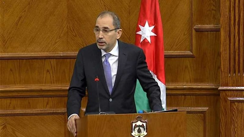 الصفدي يبحث مع مسئولين