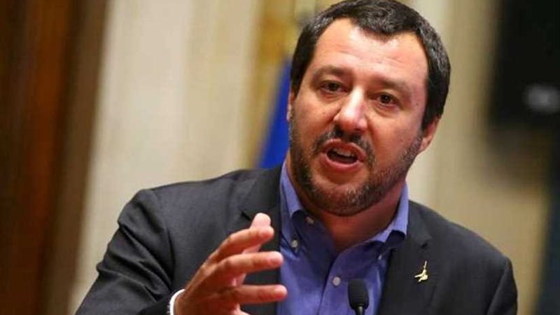 وزير داخلية إيطاليا: