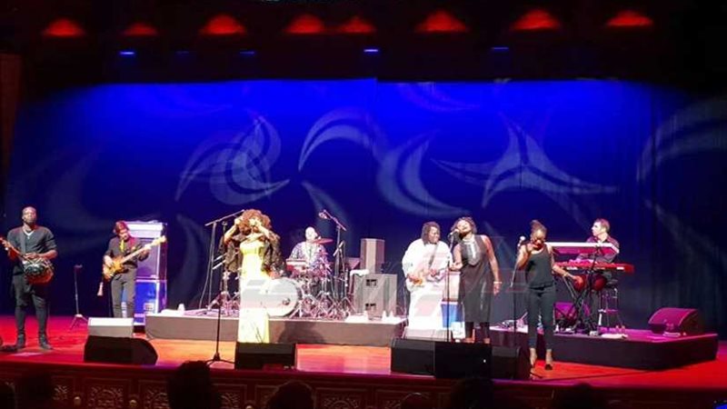 قاعة إفريقيا تحتضن