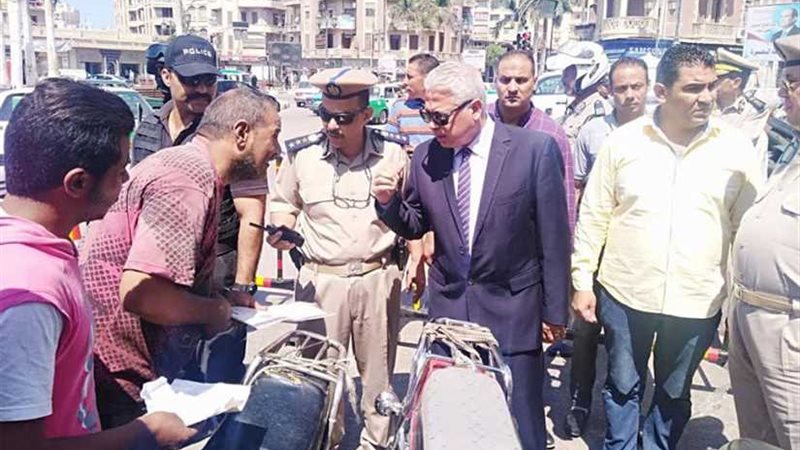 ضبط 935 متهمًا بينهم