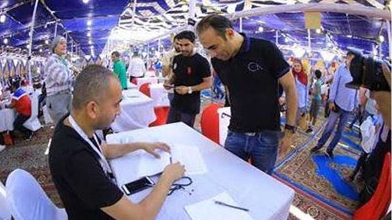 لاعبو الأهلي السابقون