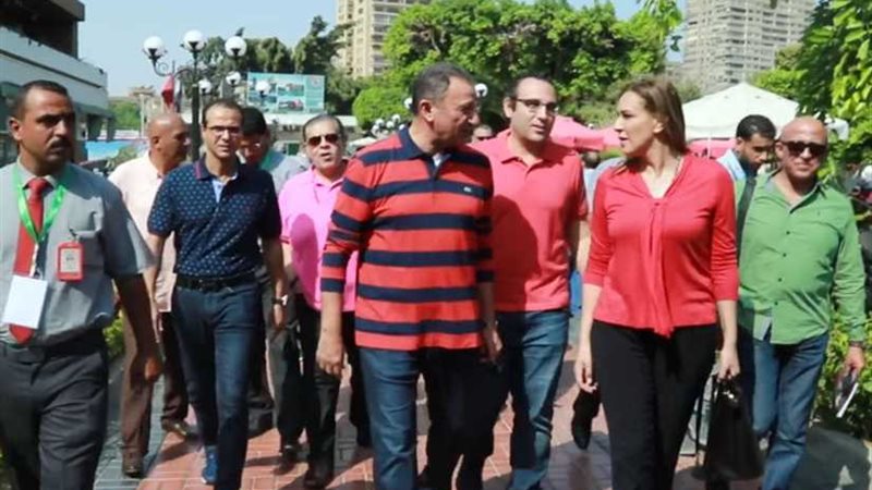 بالفيديو..إقبال كثيف