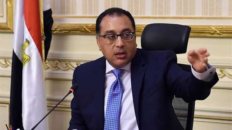 رئيس الوزراء يتابع