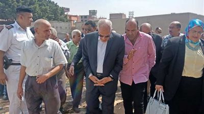جولة تفقدية لمحافظ الجيزة بمدينة منشأه القناطر