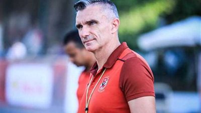 الأهلي يعلن قائمة مواجهة 