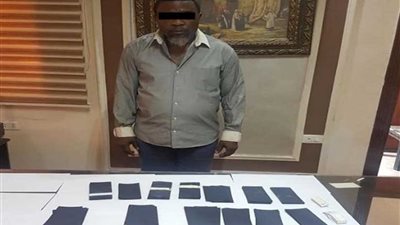 نيجيري ينصب على موظف بالأوقاف عن طريق «الفيس بوك»