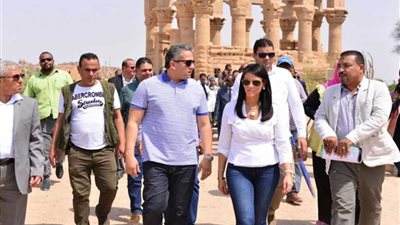 وزيرا الآثار والسياحة في جولة بالمواقع الأثرية بأسوان