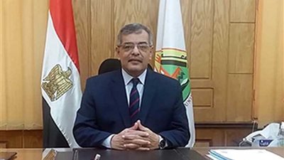 500 جنيه منحة للعاملين بجامعة بنها