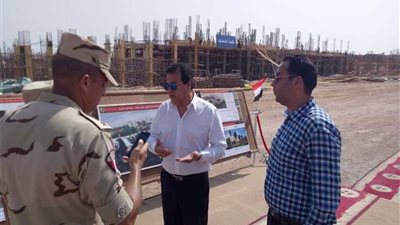 وزير التعليم العالي يتفقد إنشاءات جامعة الملك سلمان بجنوب سيناء