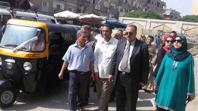 الطيبي يتفقد مرافق وخدمات القوصية..صور