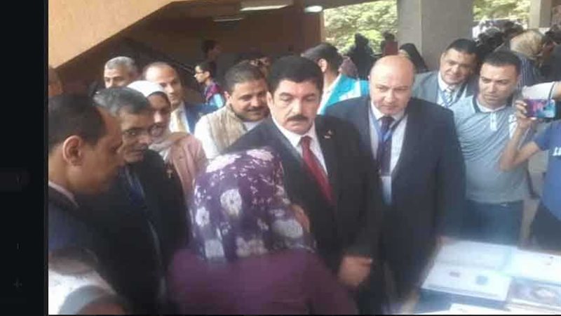 افتتاح معرض الأنشطة