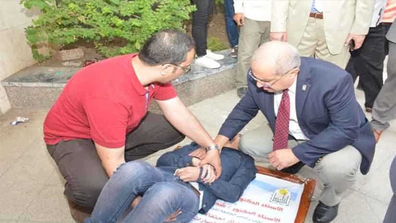 رئيس جامعة أسيوط