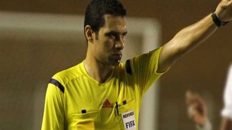 البنا حكماً لمباراة