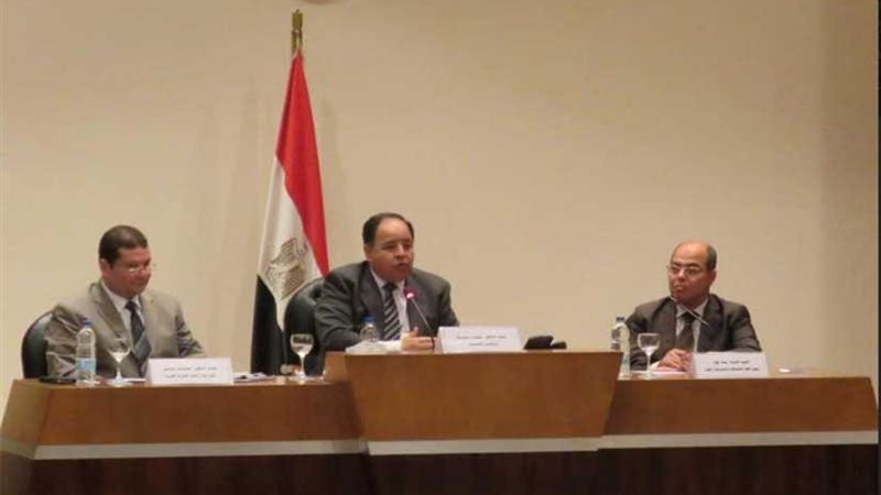 وزير المالية يؤكد