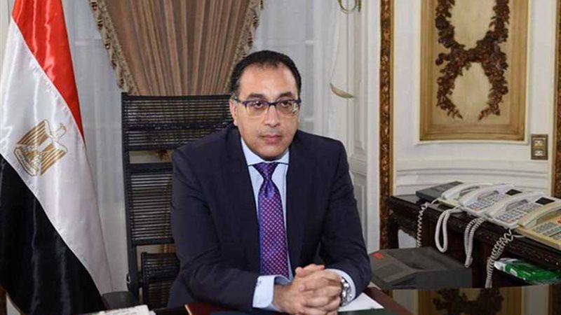 رئيس الوزراء يشهد